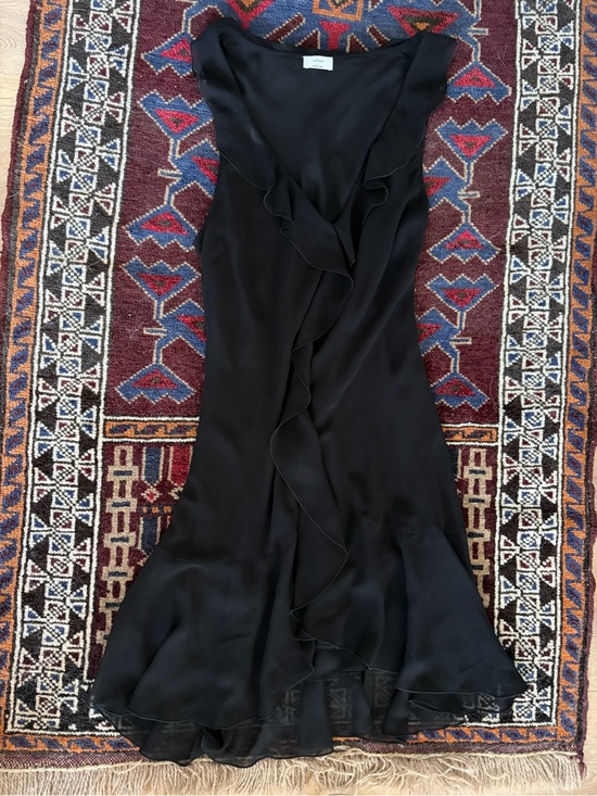Wilfred Dresses & Skirts - Wilfred Aritzia Hera Dress